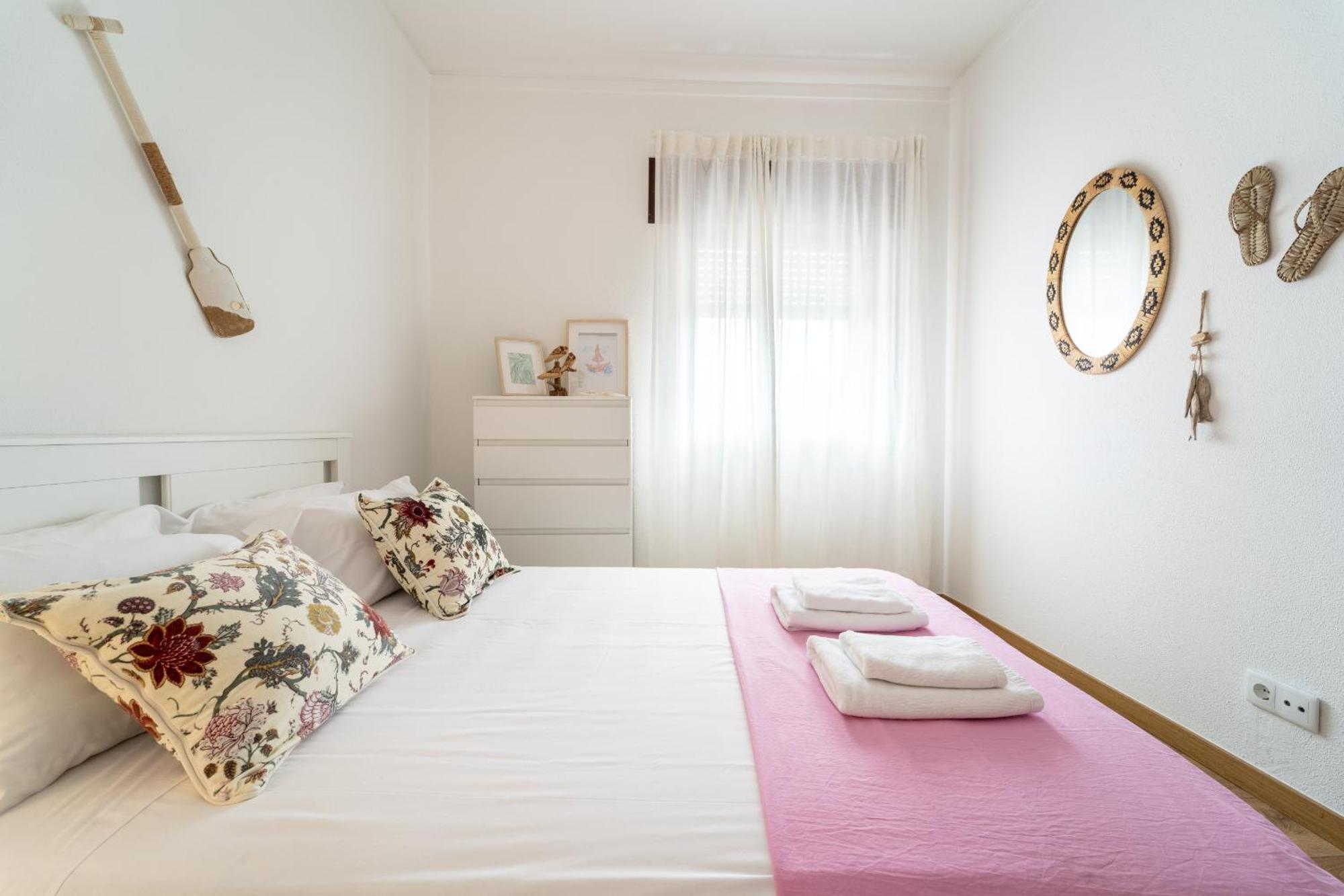 Casino And Beach Apartment By House And People 포보아데바짐 외부 사진